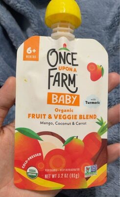 Fruit & Veggie Blend: Gold-y Mango and The Three Coconuts by Once Upon a Farm