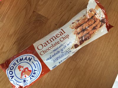 Oatmeal Chocolate Chip Cookies by Voortman Bakery - Tier E kids snack