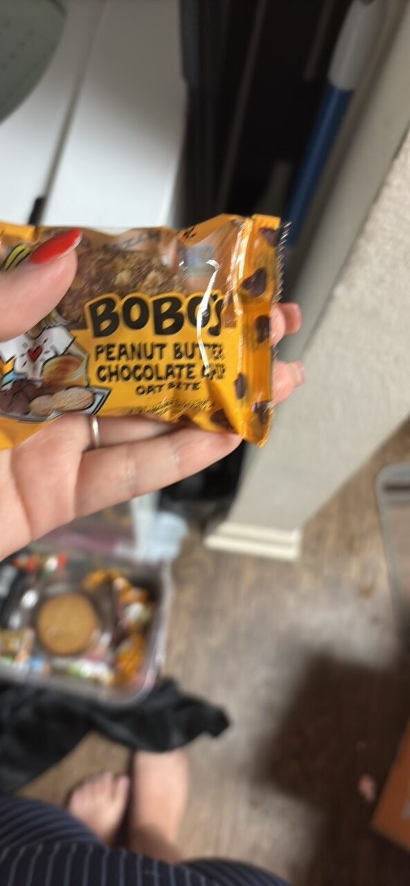 Peanut Butter Chocolate Chip Oat Bite by Bobo's - Tier B kids snack