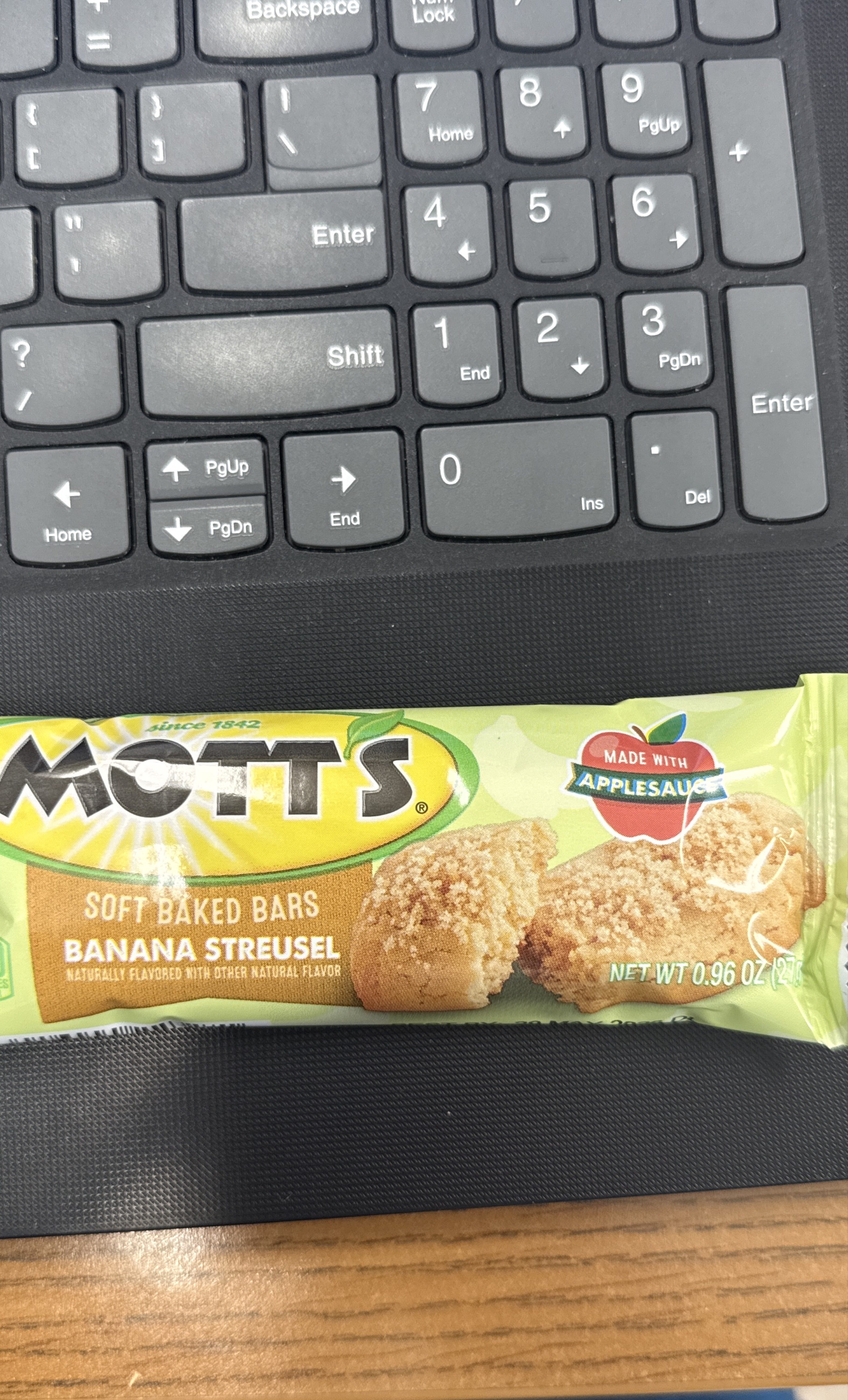 banana streusel bar by Mott's - Tier D kids snack