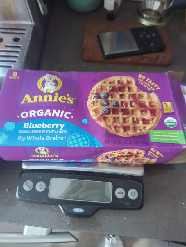 Organic blueberry waffles by Annie's Homegrown - Tier D kids snack