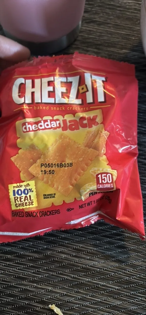 Cheddar Jack Baked Snack Crackers by Cheez-It - Tier A kids snack
