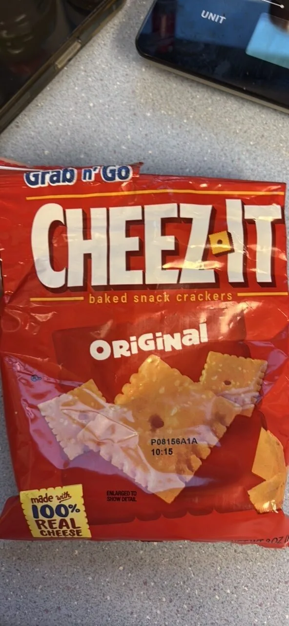 Original baked snack crackers by Cheez-It - Tier A kids snack