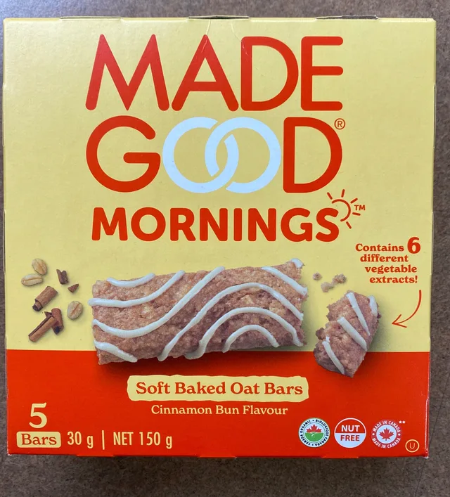 ORGANIC SOFT BAKED OAT BARS cinnamon bun by MadeGood - Tier C kids snack