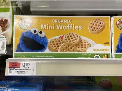 Organic mini waffles by Earth's Best - Tier C kids snack
