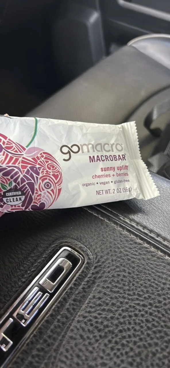 MACROBAR sunny uplift cherries + berries by GoMacro - Tier C kids snack