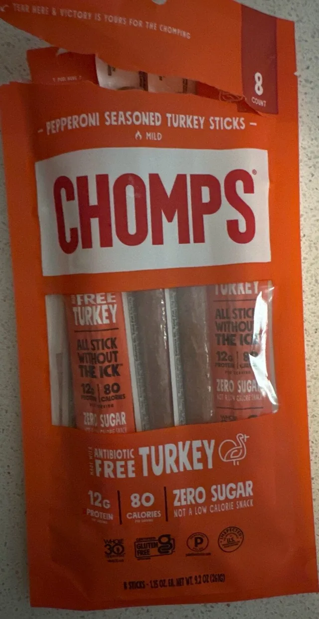 Pepperoni Seasoned Turkey Sticks by Chomps - Tier A kids snack