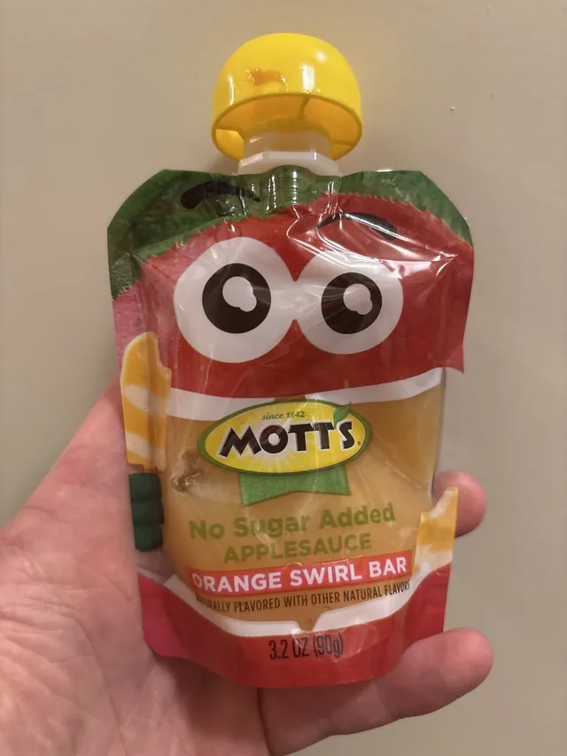 Applesauce Pouch Orange Swirl Bar by Mott's - Tier B kids snack