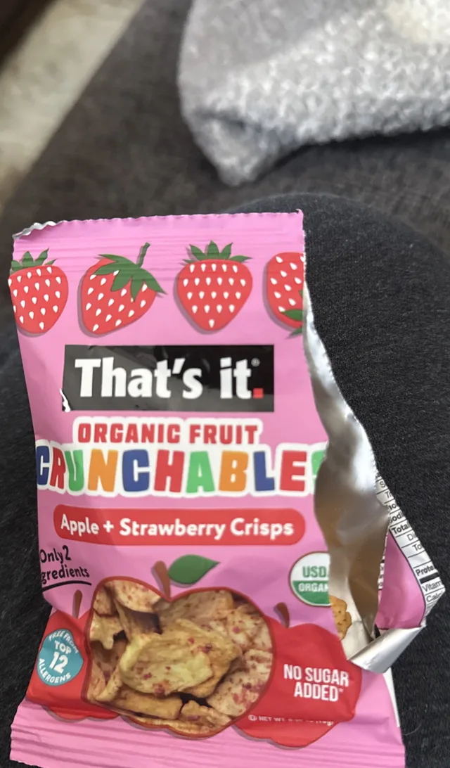 Apple + Strawberry Crisps by That's It - Tier B kids snack