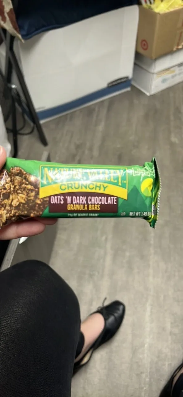 Oats 'N Dark Chocolate Granola Bars by Nature Valley - Tier E kids snack