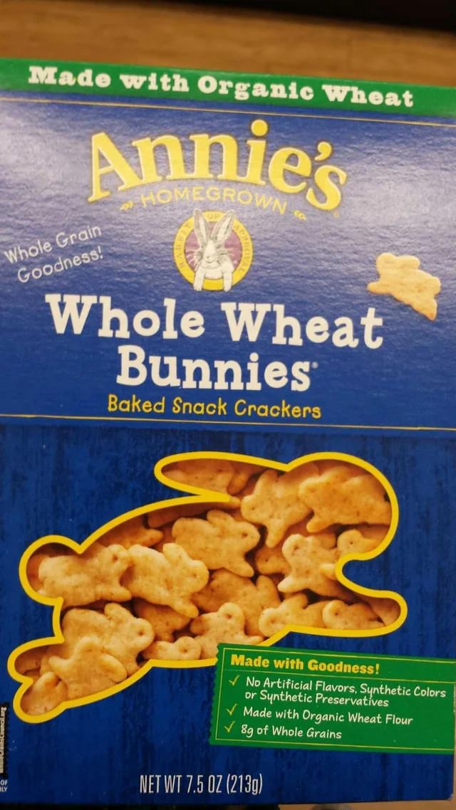 Annie's Whole Wheat Bunnies Baked Snack Crackers, Made with Organic Wheat by Annie's Homegrown - Tier A kids snack
