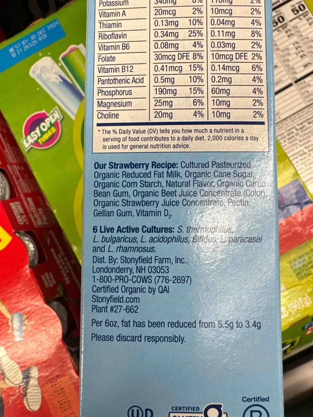 Organic Kids Strawberry Lowfat Yogurt Tube by Stonyfield - Tier C kids snack