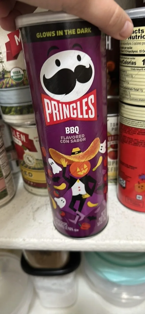 BBQ Flavored Potato Crisps by Pringles - Tier B kids snack