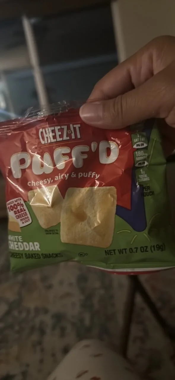 Puff'd White Cheddar Cheesy Baked Snacks by Cheez-It - Tier B kids snack
