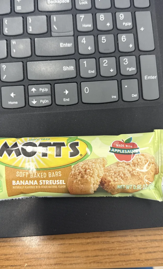 banana streusel bar by Mott's - Tier D kids snack