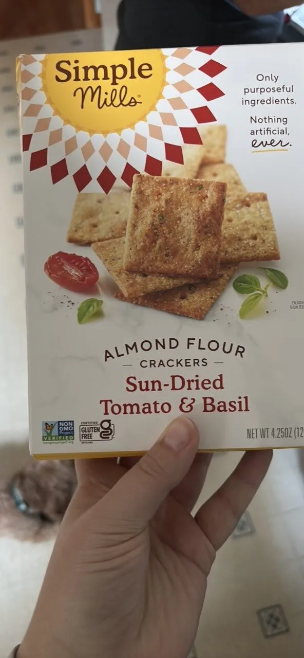 Almond Flour Crackers Sun-Dried Tomato & Basil by Simple Mills - Tier B kids snack